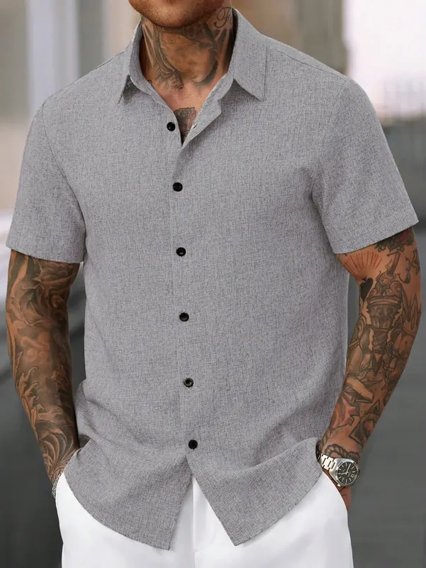 Solid Color Business Short Sleeve Men's Shirt in Polyester Fabric with Lapel Collar and Placket
