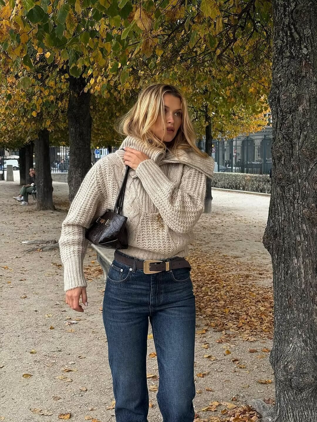 Solid Color Long Sleeve Streetwear Sweater In Polyester Fabric
