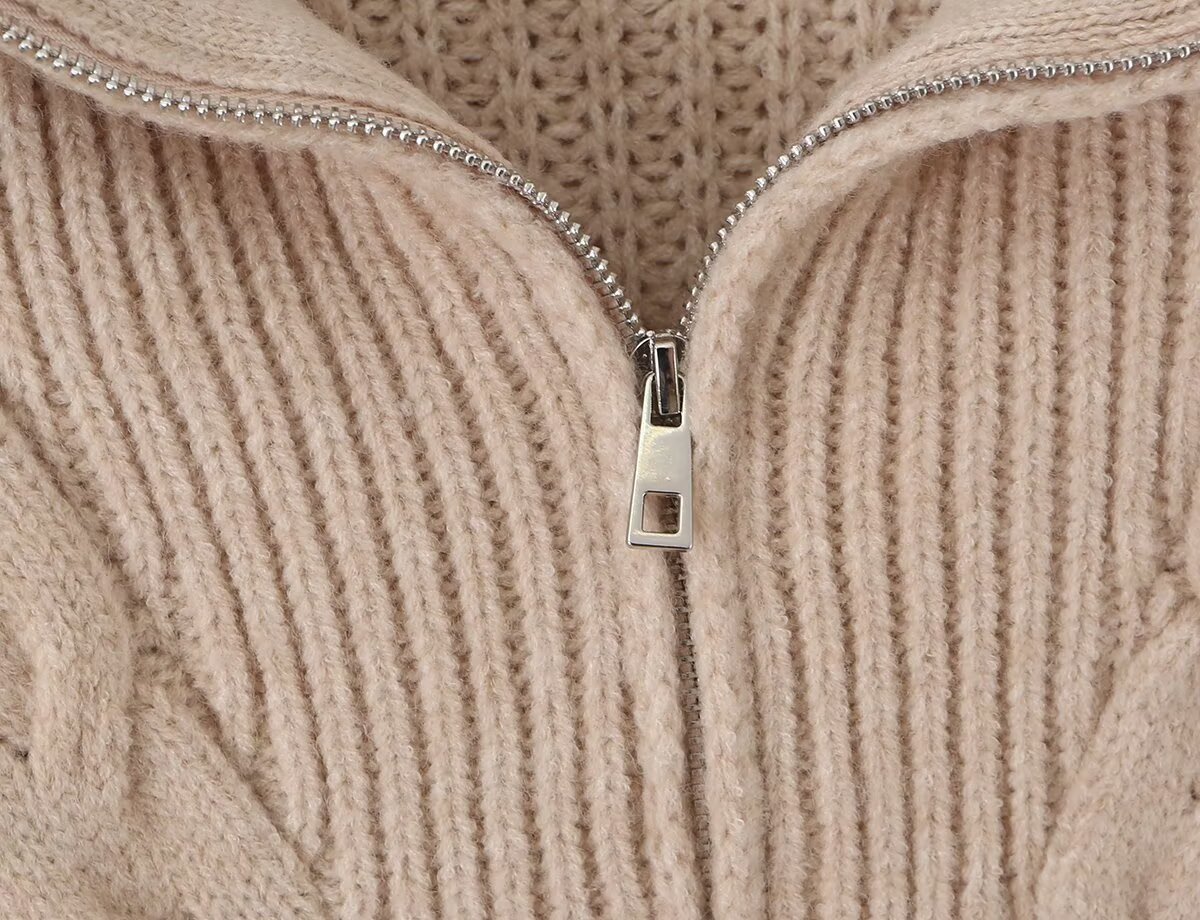 Solid Color Long Sleeve Streetwear Sweater In Polyester Fabric