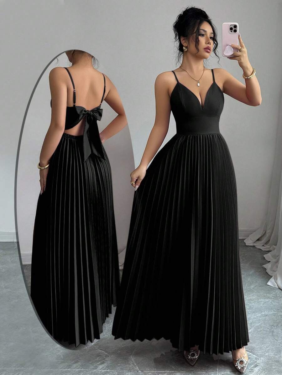 Elegant Solid Color Sleeveless Strap Dress For Casual Wear