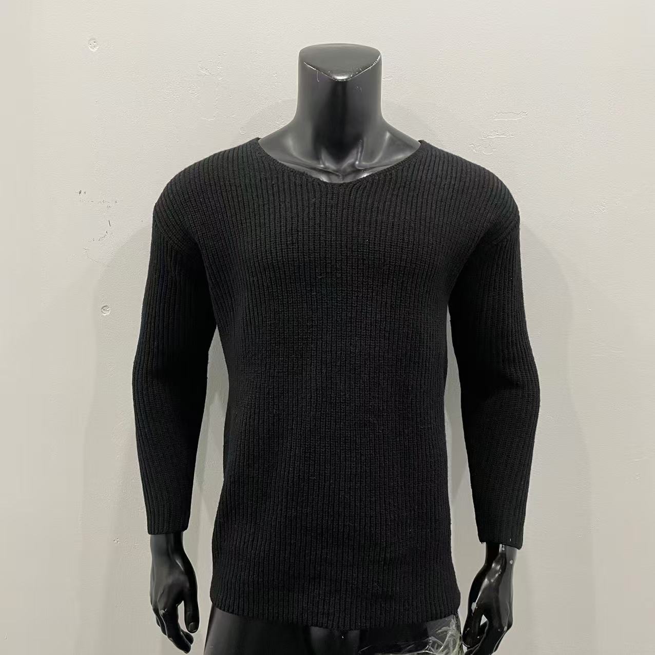 Men's Knitted Pullover In Polyester