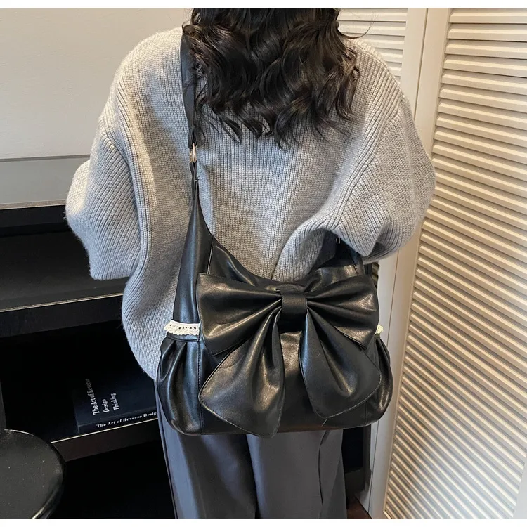 PU Leather Tote Bag for Women Featuring a Square Bow Tie Design with Single Shoulder Strap, Ideal for Winter