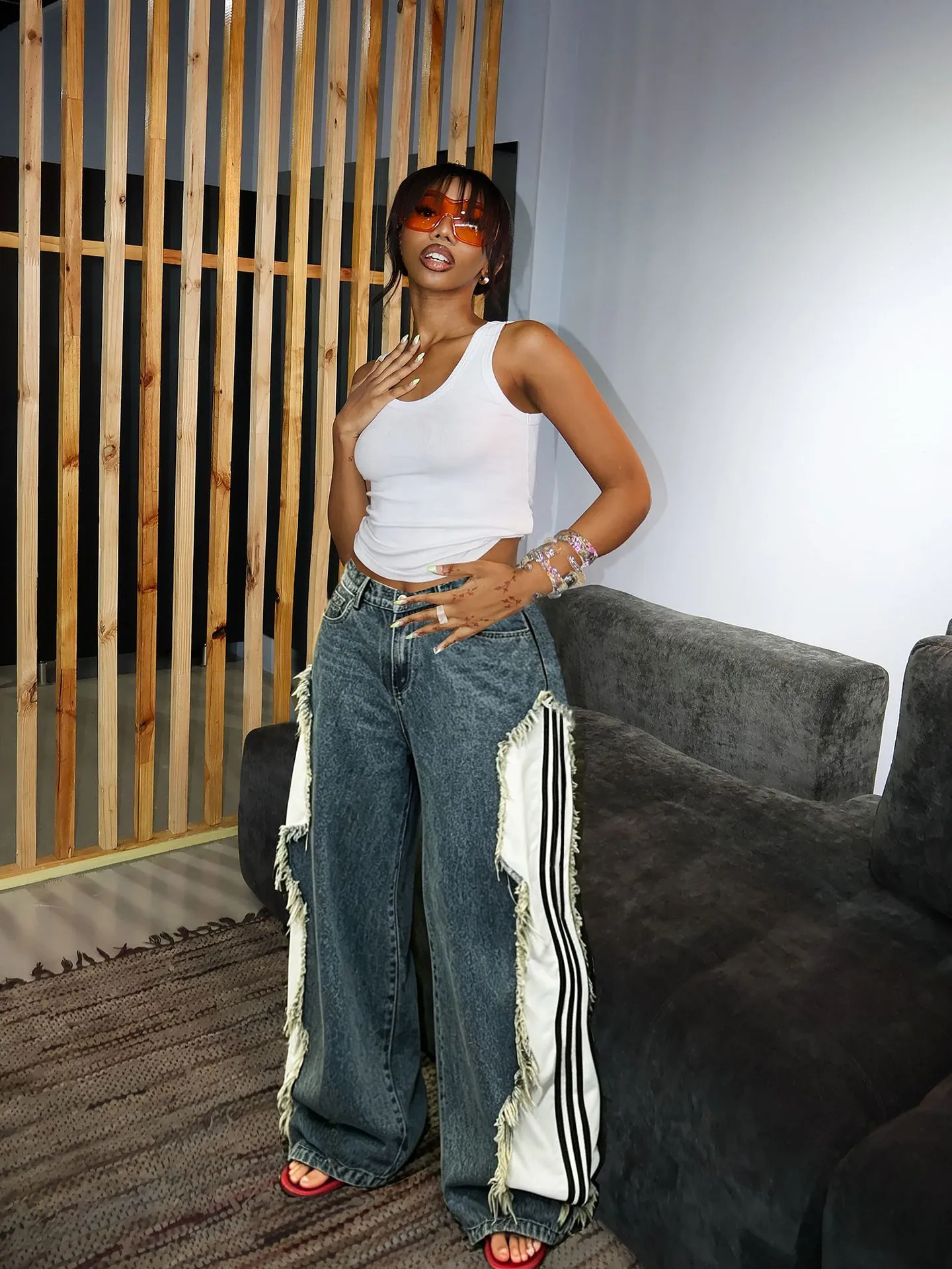 Stripe Full Length Denim Cotton Jeans for Women in Streetwear Style with Raw Hem, Inelastic Fabric
