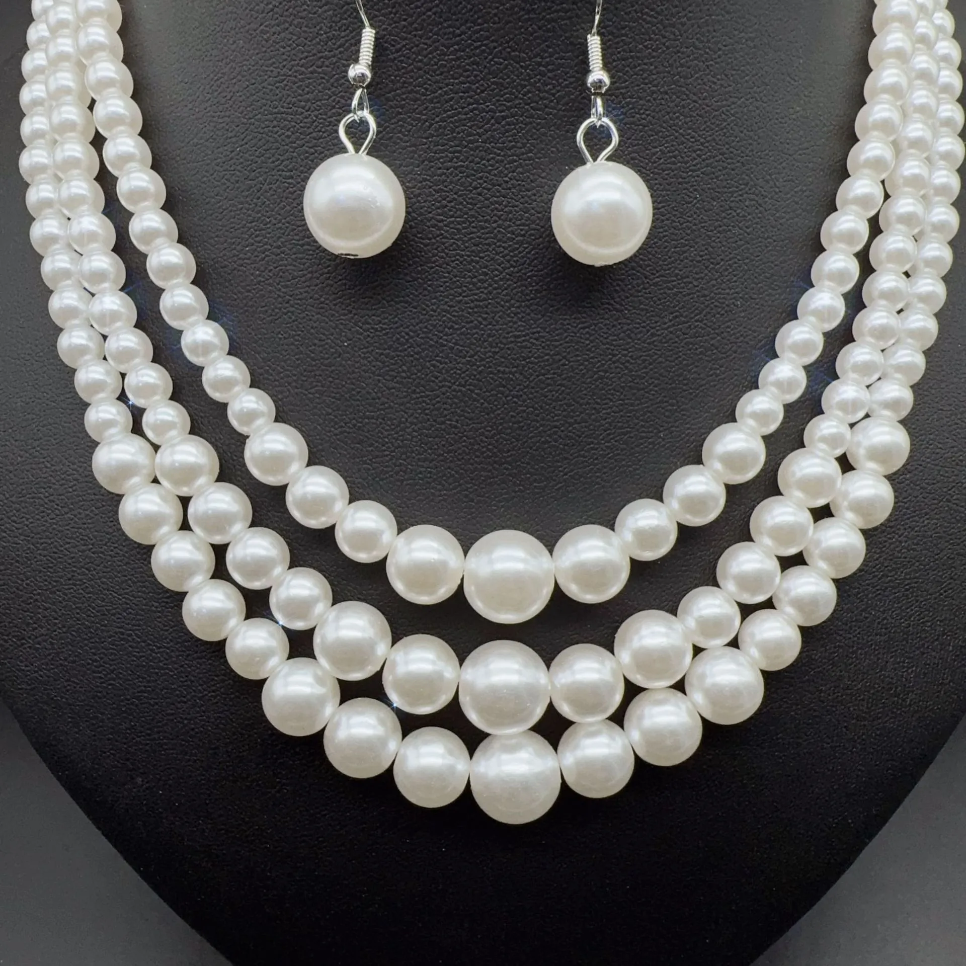 Handmade Jewelry Set for Women Featuring Imitation Pearl with Beaded Chain and Elegant Pearl Pattern