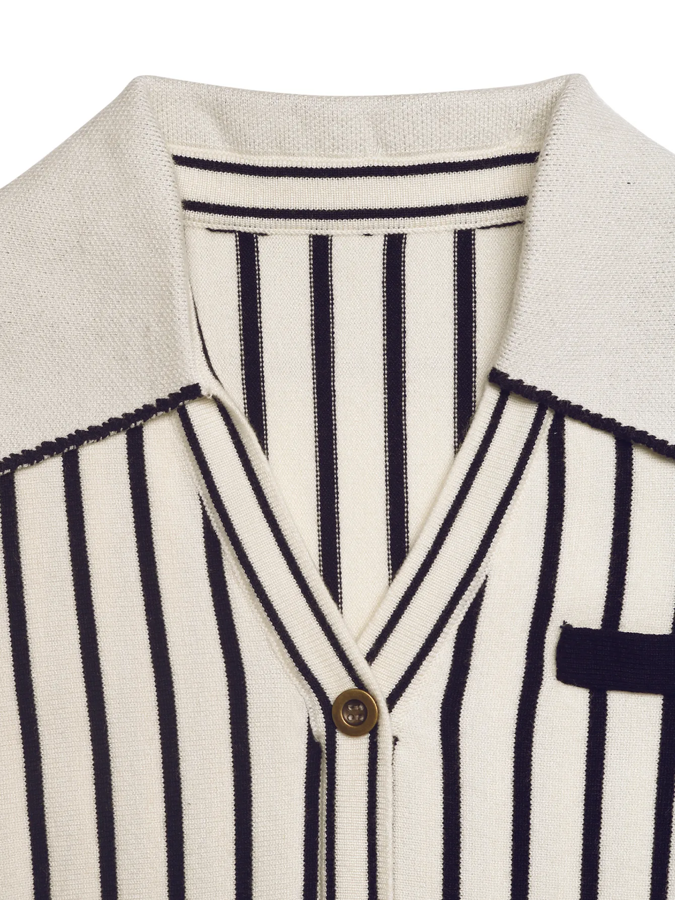 Business Rayon Sweater Featuring Buckle Detail for a Stylish Professional Look