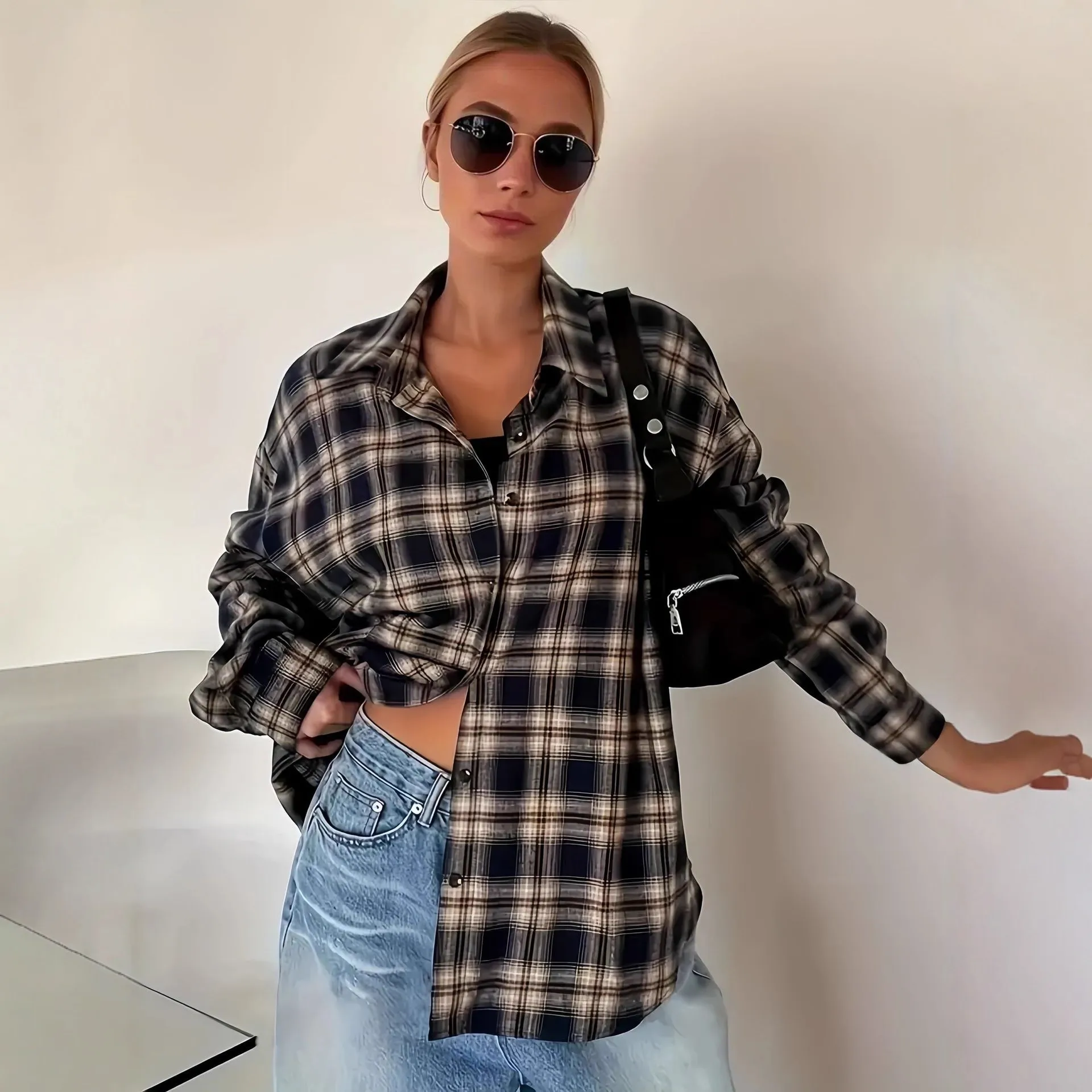 Plaid Casual Long Sleeve Polyester Shirt for Women with Single Breasted Front and Lapel Collar