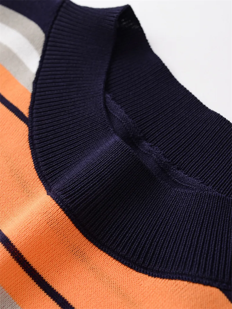 British Style Stripe Pullover Knitwear for Women in Polyester Fabric Featuring Patchwork Design with Round Neck