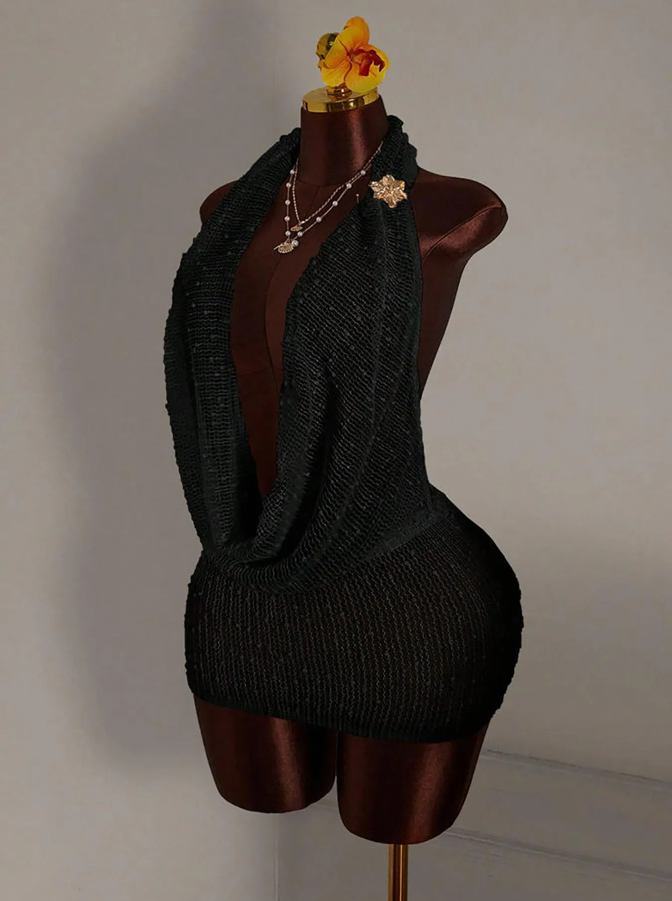 Sexy Solid Color Sleeveless Halter Neck Sundress in Knit Fabric for Beach
