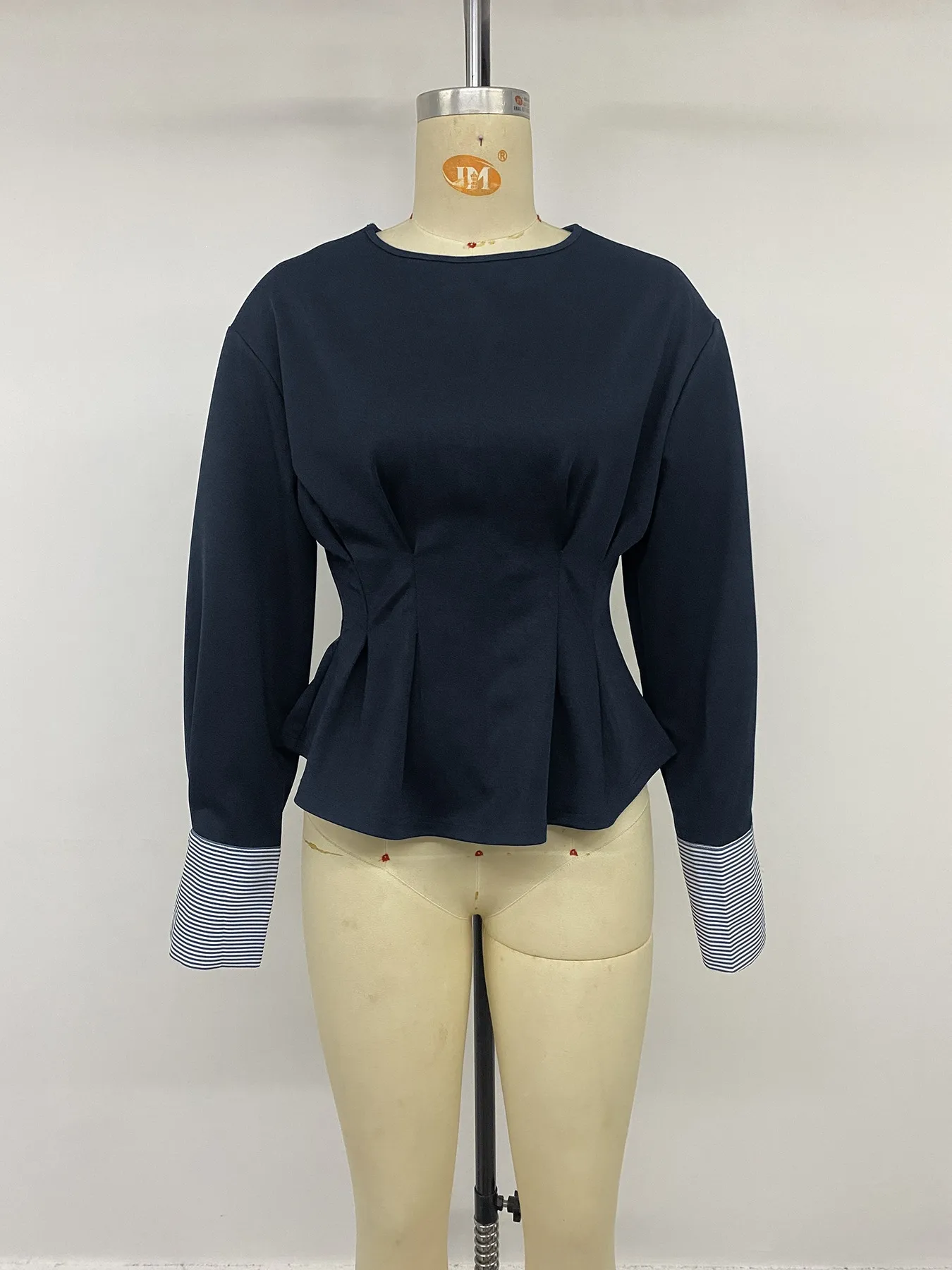 Color Block Long Sleeve Polyester Hoodie for Women with Patchwork Craft and Round Neck Pullover Design
