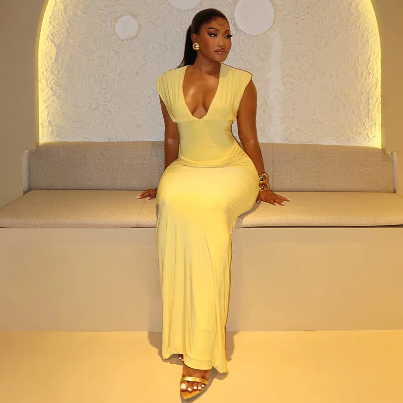Solid Color Sleeveless V Neck Bodycon Dress in Polyester for Business and Streetwear