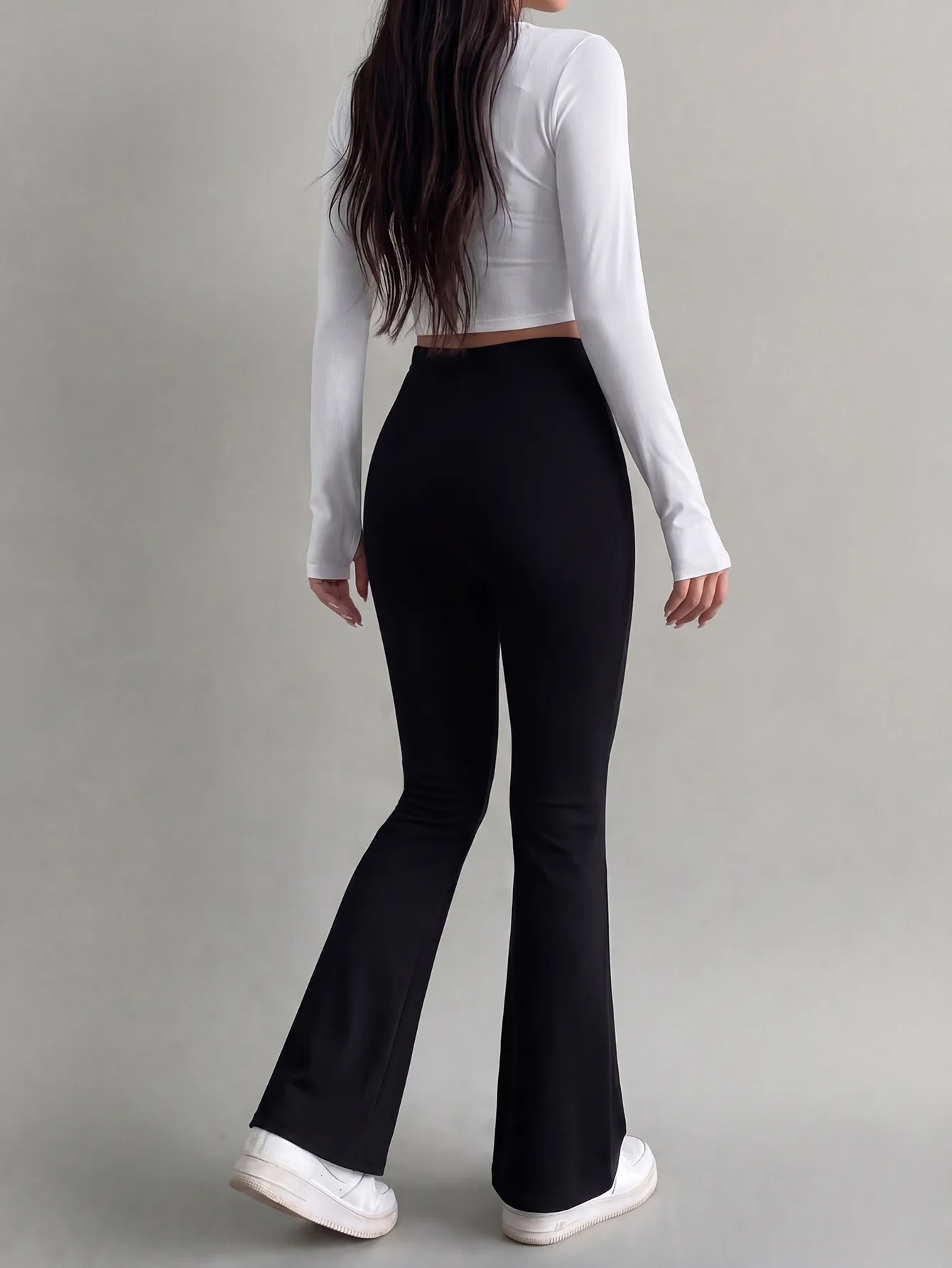 Solid Color Full Length Leggings for Yoga in Casual Style, Made with Polyester Fabric Featuring Patchwork Craft