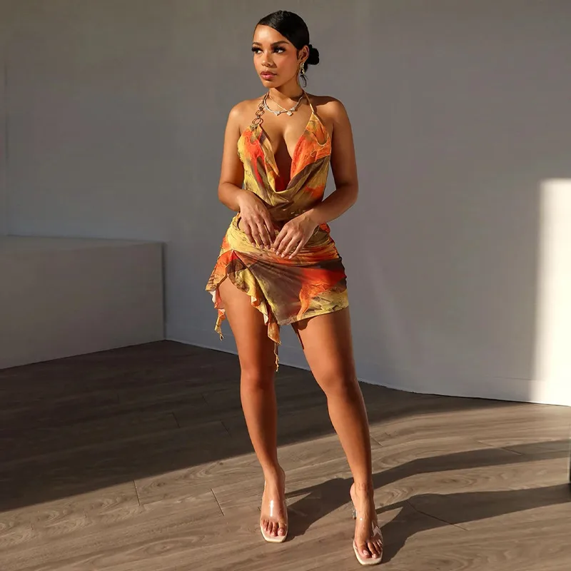 Sexy Color Block Sheath Dress with Halter Neck and Sleeveless Design, Made of Elastane, Perfect for Holiday