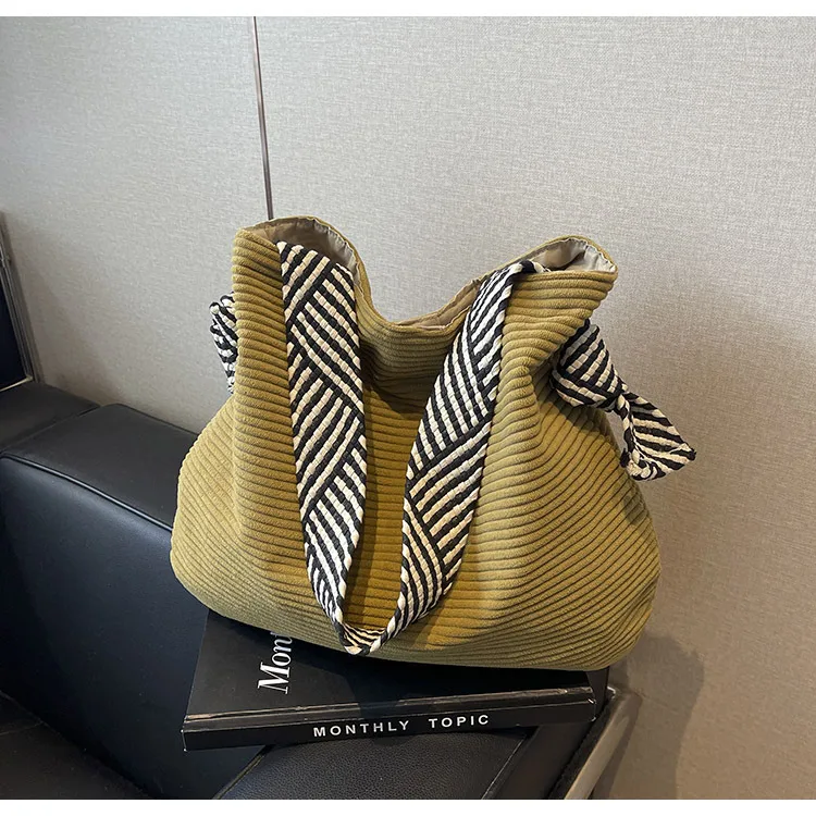 Solid Color Square Tote Bag for Women with Single Shoulder Strap, Large Capacity, Perfect for Autumn