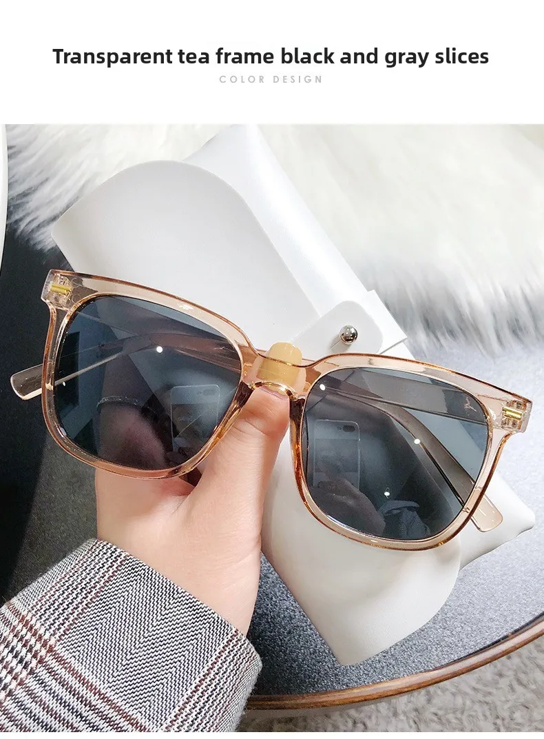 Unisex Square Full Frame Sunglasses with AC Lens Material in Dyed Black, Perfect for Spring