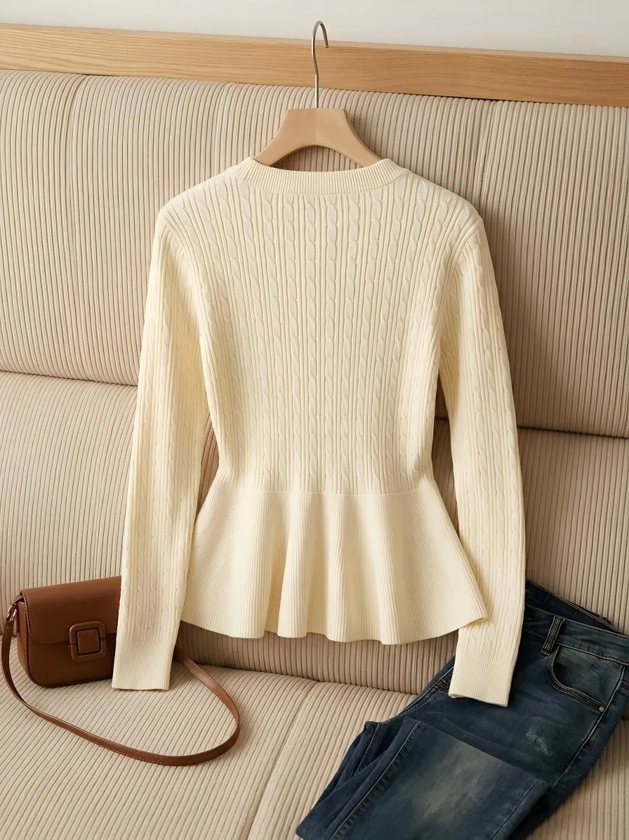 Elegant Sleeveless Bow Tie Pullover Featuring Knitted Craft in Knitted Fabric for Women