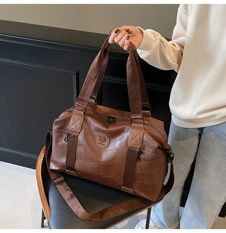 Unisex Geometric Travel Bag in PU Leather with Water Repellent Function