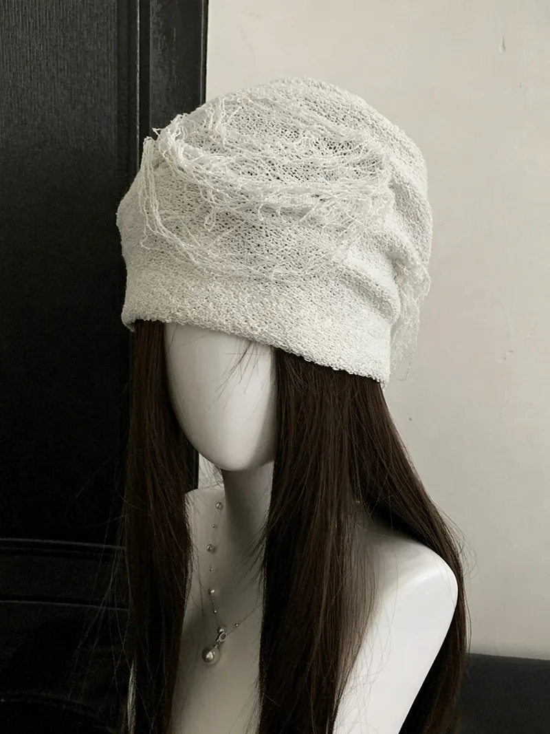 Solid Color Warm Women’s Brimless Beanie Hat in Cloth Material Featuring Braid Craft