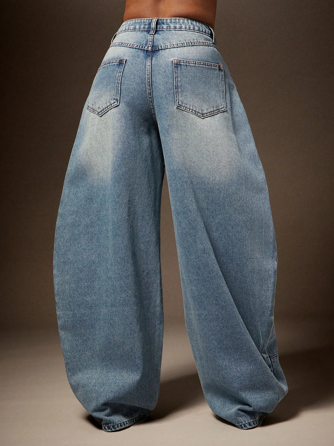 Vintage Style Wide Leg Full Length Pants for Women in Loose Fit, Made with Denim Cotton, Inelastic, Perfect for Autumn