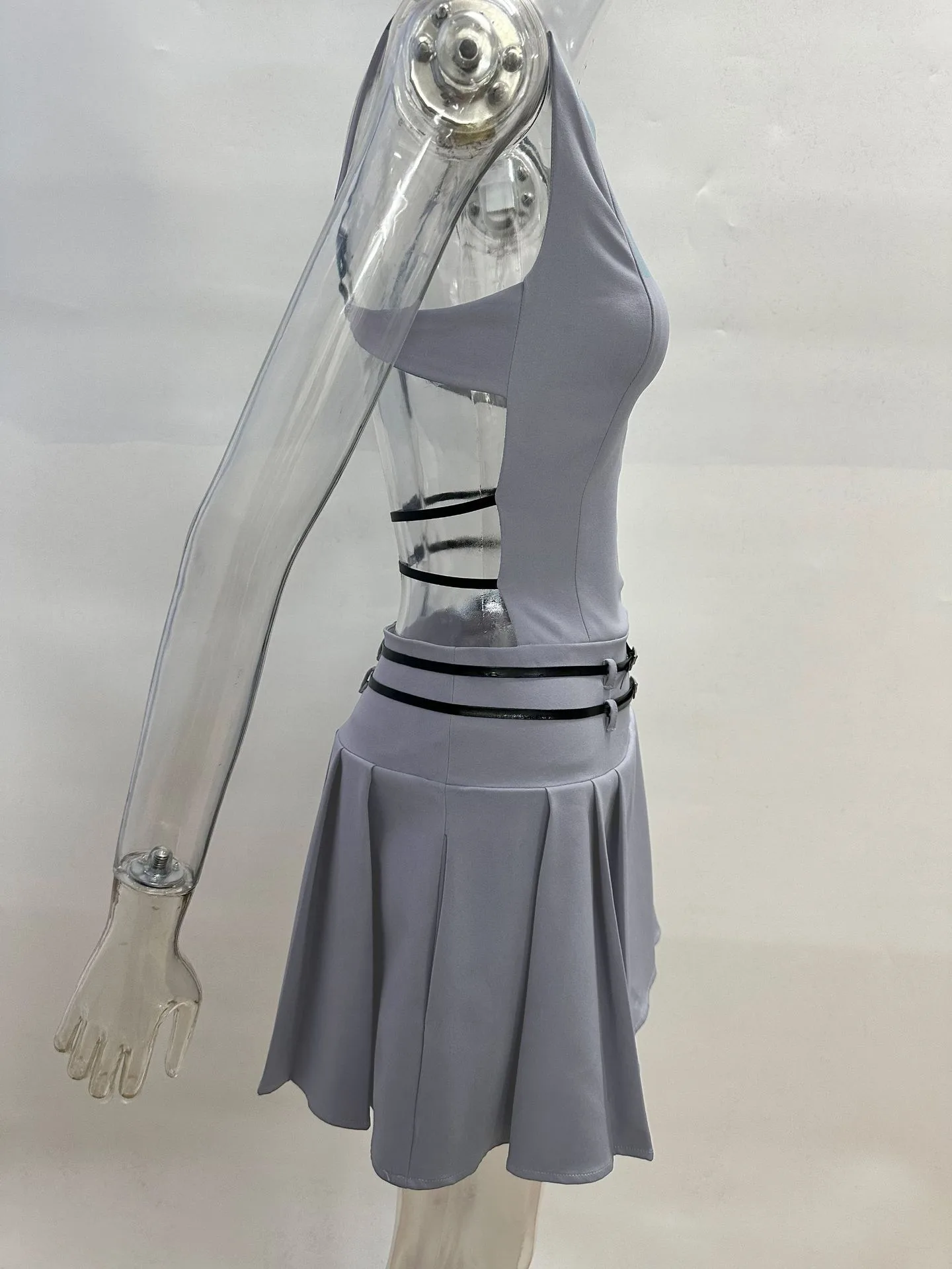 Sexy Sleeveless Strap Dress in Polyester Fabric Featuring Above Knee Length