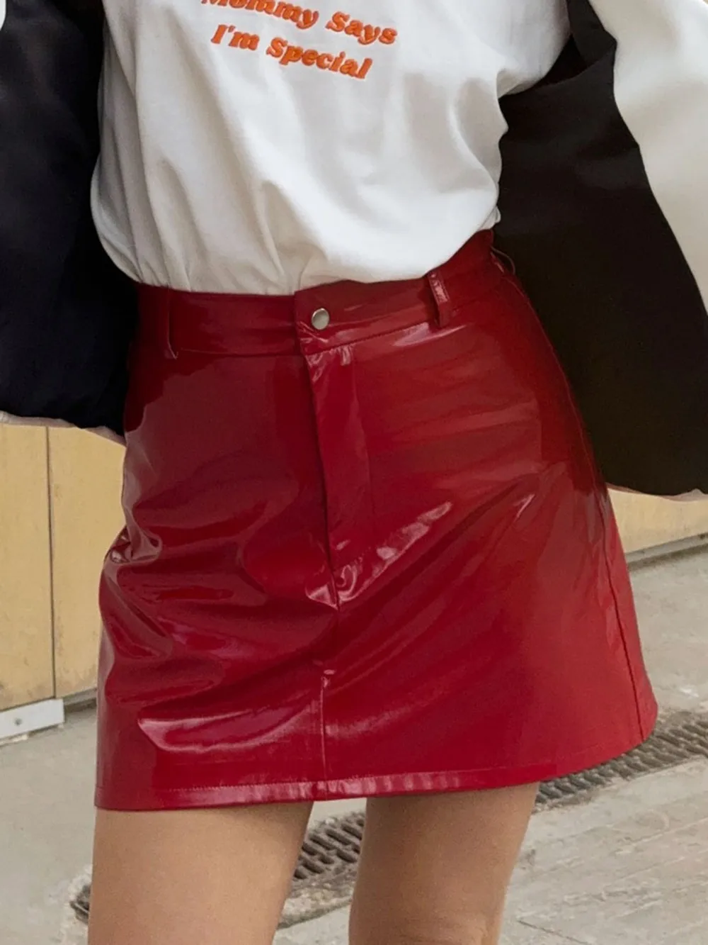Solid Color PU Streetwear Skirt in Skinny Fit for Autumn, Suitable for Business Occasions