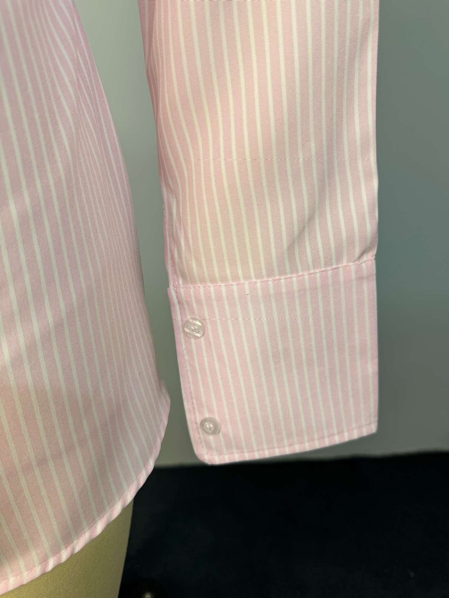 Sexy Stripe Long Sleeve Polyester Shirt for Women with Single Breasted Closure and Lapel Collar