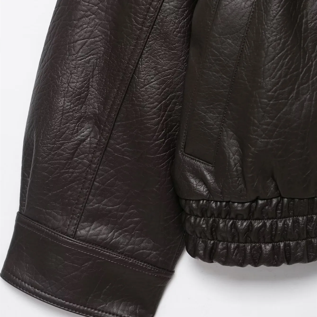 Casual Solid Color Leather Jacket for Women with Zipper Placket and Lapel Collar, Made of Polyester