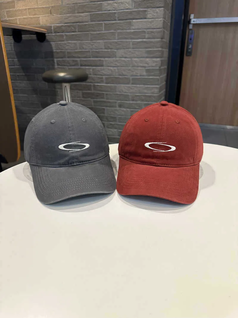 Women's Breathable Cotton Baseball Cap with Wide Brim Featuring Embroidery for Commute