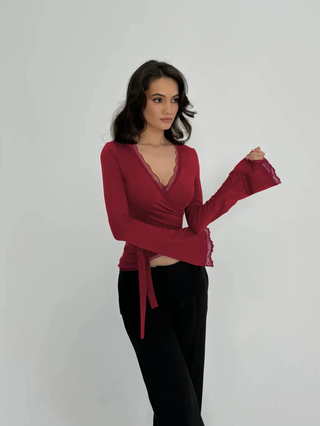 Sexy Slim Fit Long Sleeve V Neck Solid Color T-Shirt with Lace Detail for Women