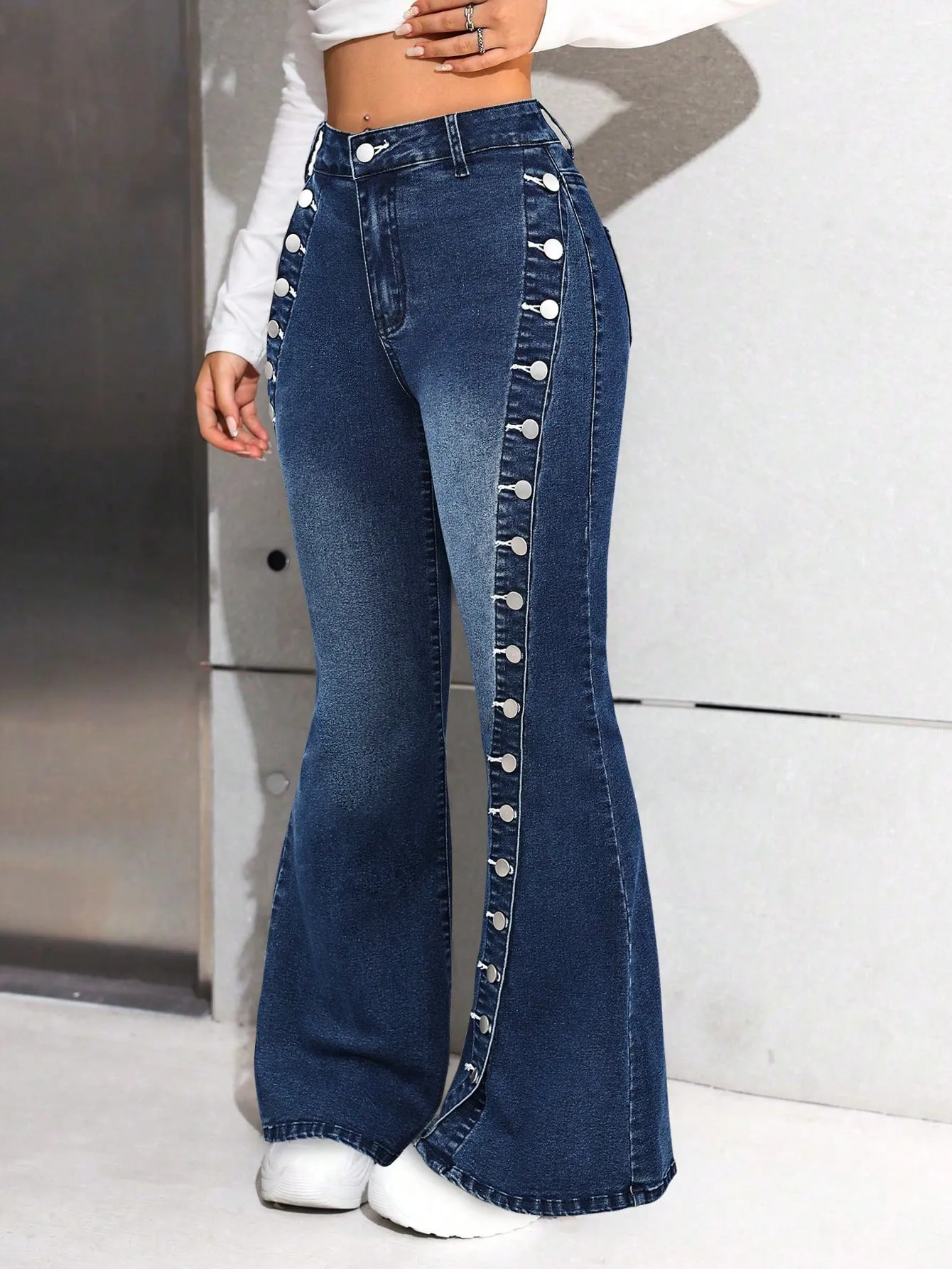 Slim Fit Full Length Women's Jeans in Denim Cotton Fabric with Washed Craftsmanship, Micro-Elastic for Summer