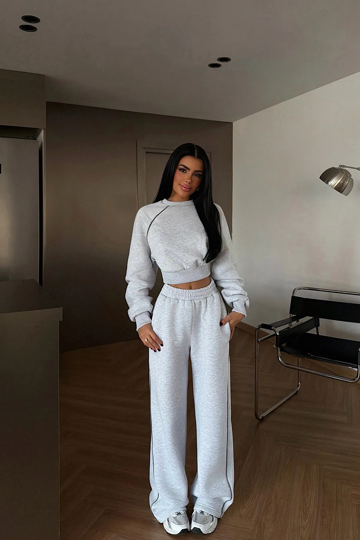 Casual Sweatshirt & Hoodie Co-ord Set with Patchwork, Polyester Sweatpants Featuring Lines Pattern in 2 Pieces Set with Round Neck