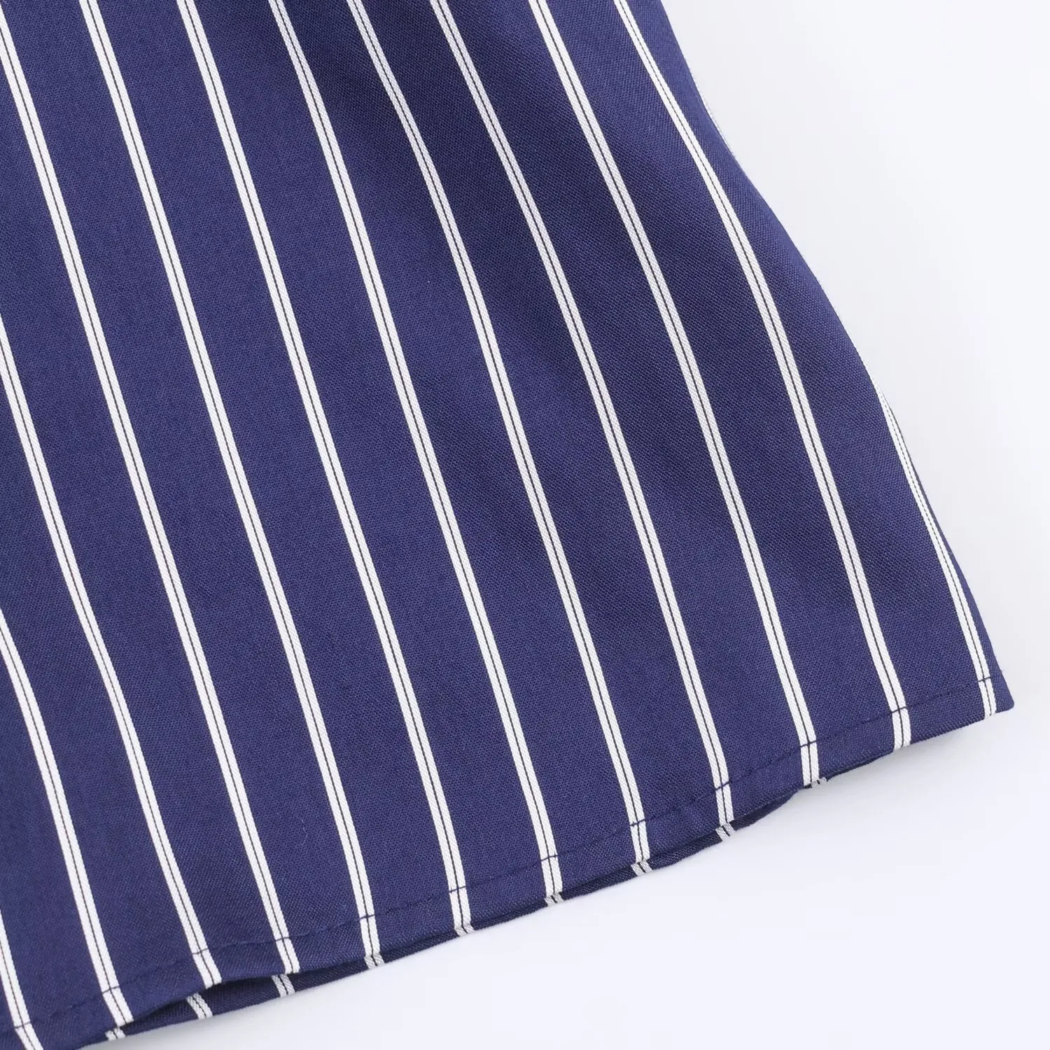 Stripe Blouse for Women in Vintage Style with Puff Sleeve, Polyester Fabric, Featuring Single Breasted Closure and Shirt Collar
