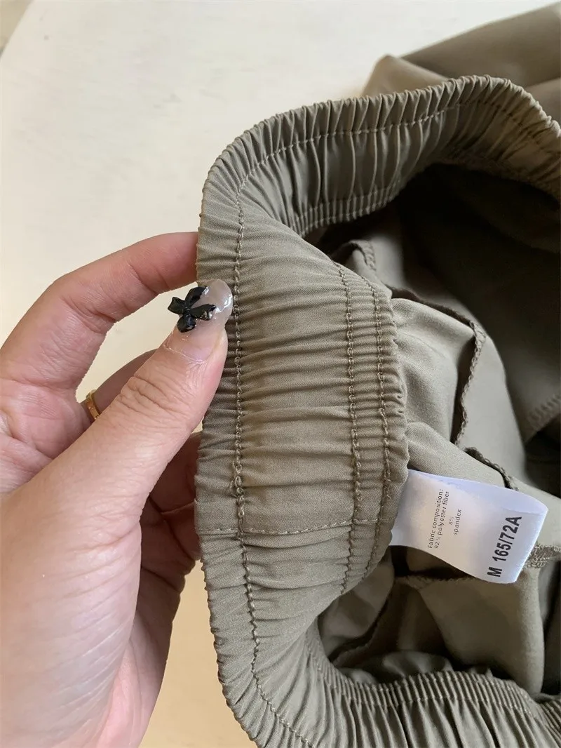 Men's Sport Shorts in Khaki Featuring Polyester Fabric for Comfortable Casual Wear