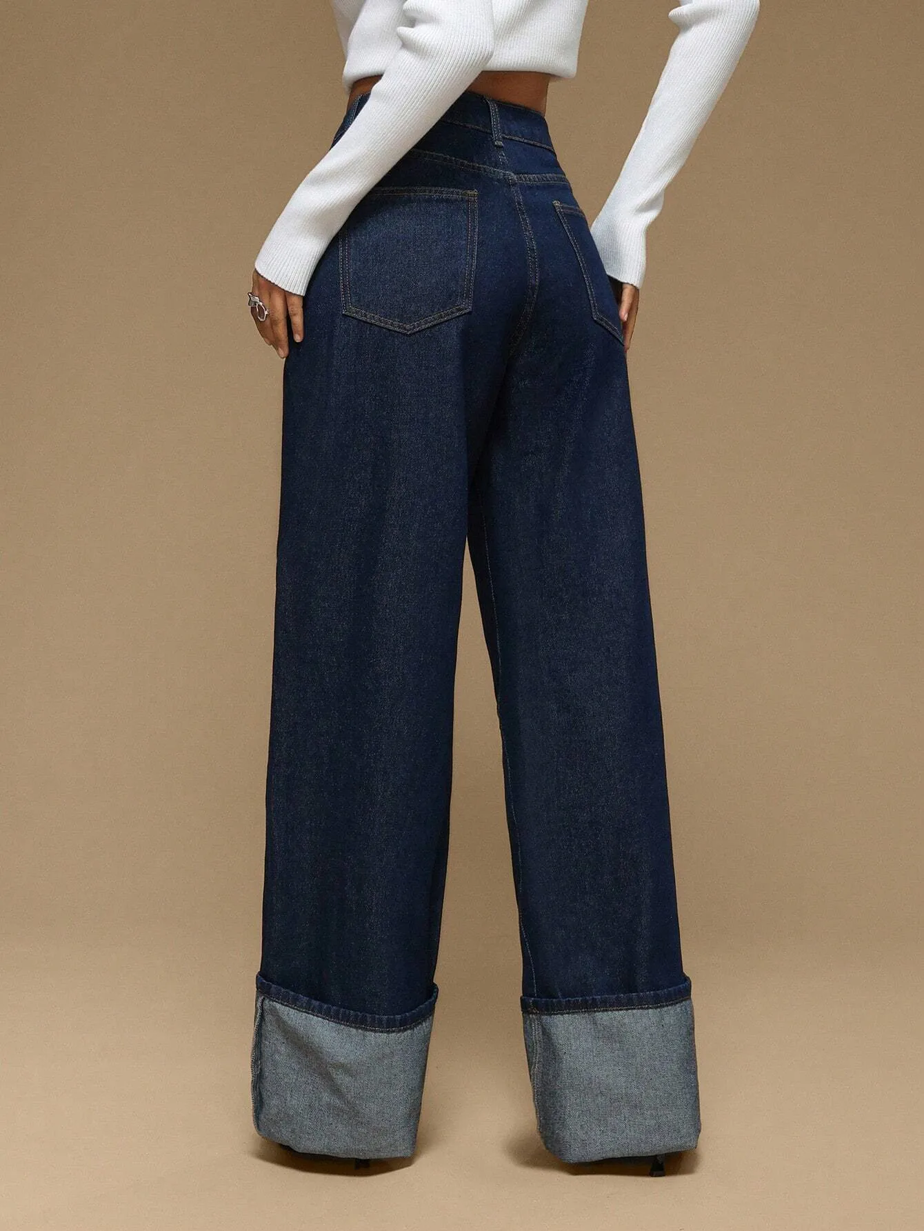 Solid Color Full Length Jeans for Women in Denim Cotton with Regular Fit, Inelastic Design, Suitable for Autumn