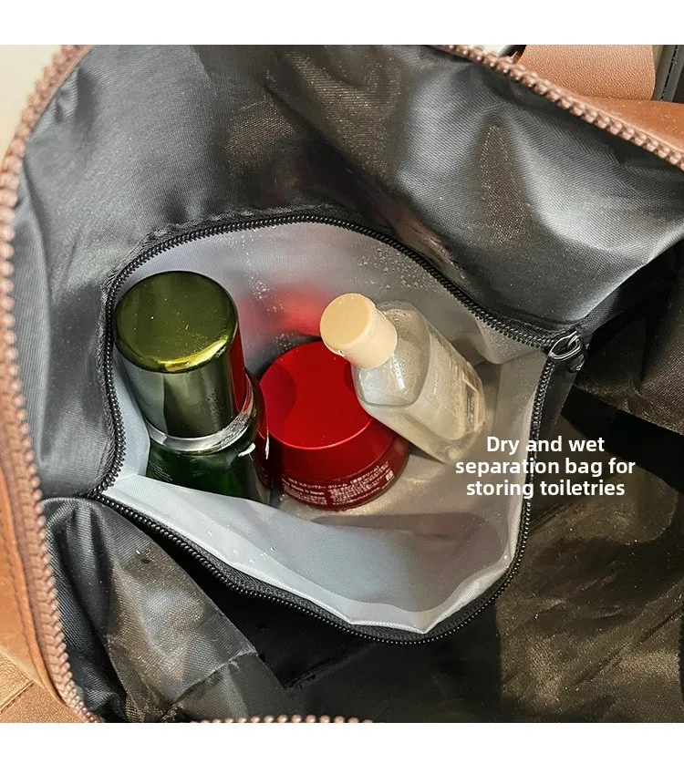 Unisex Geometric Travel Bag in PU Leather with Water Repellent Function