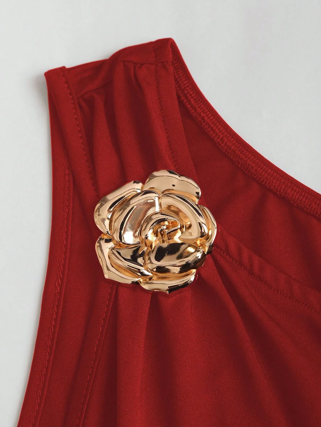 Solid Color Sleeveless Sheath Dress with Oblique Collar in Polyester Fabric, Above Knee Length, Featuring Backless Design