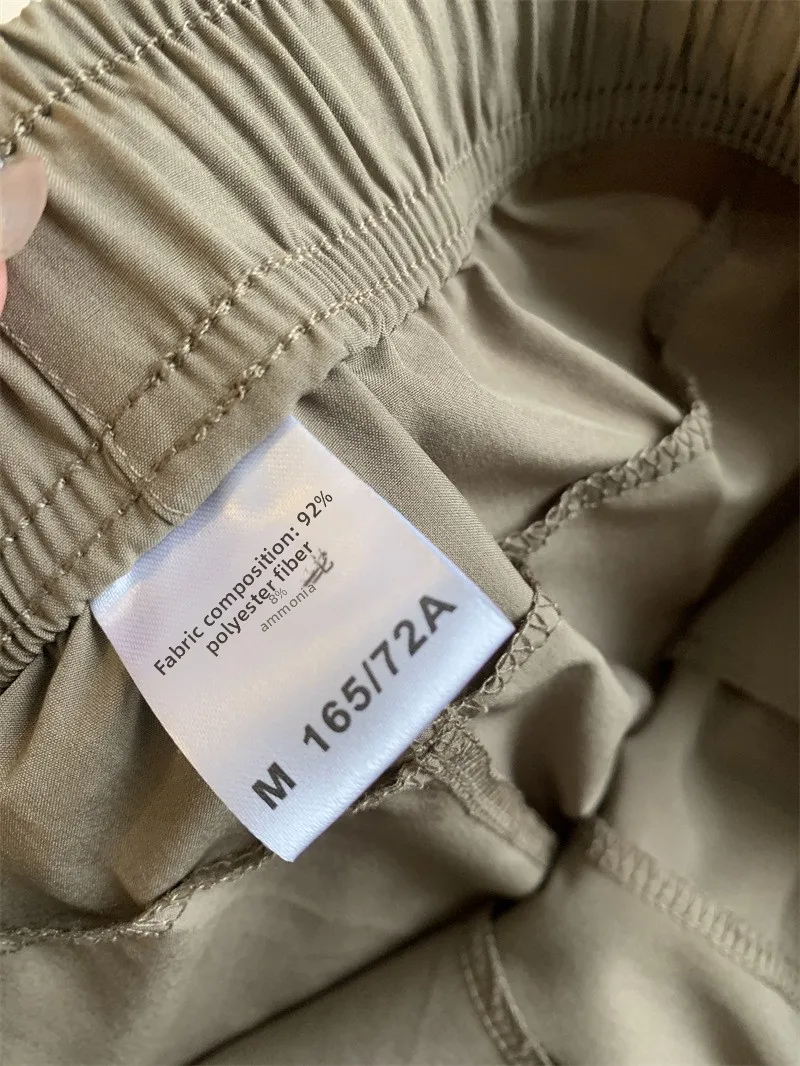 Men's Sport Shorts in Khaki Featuring Polyester Fabric for Comfortable Casual Wear