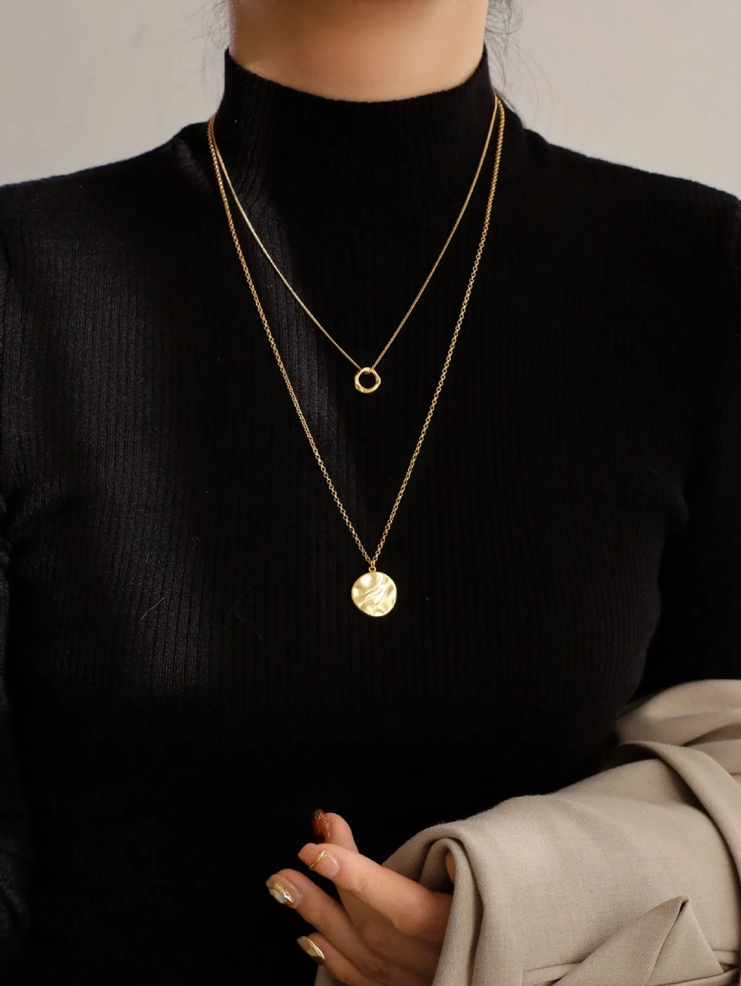Gold Geometric Circle Necklace for Women Simple Style Copper Pendant Sweater Chain
