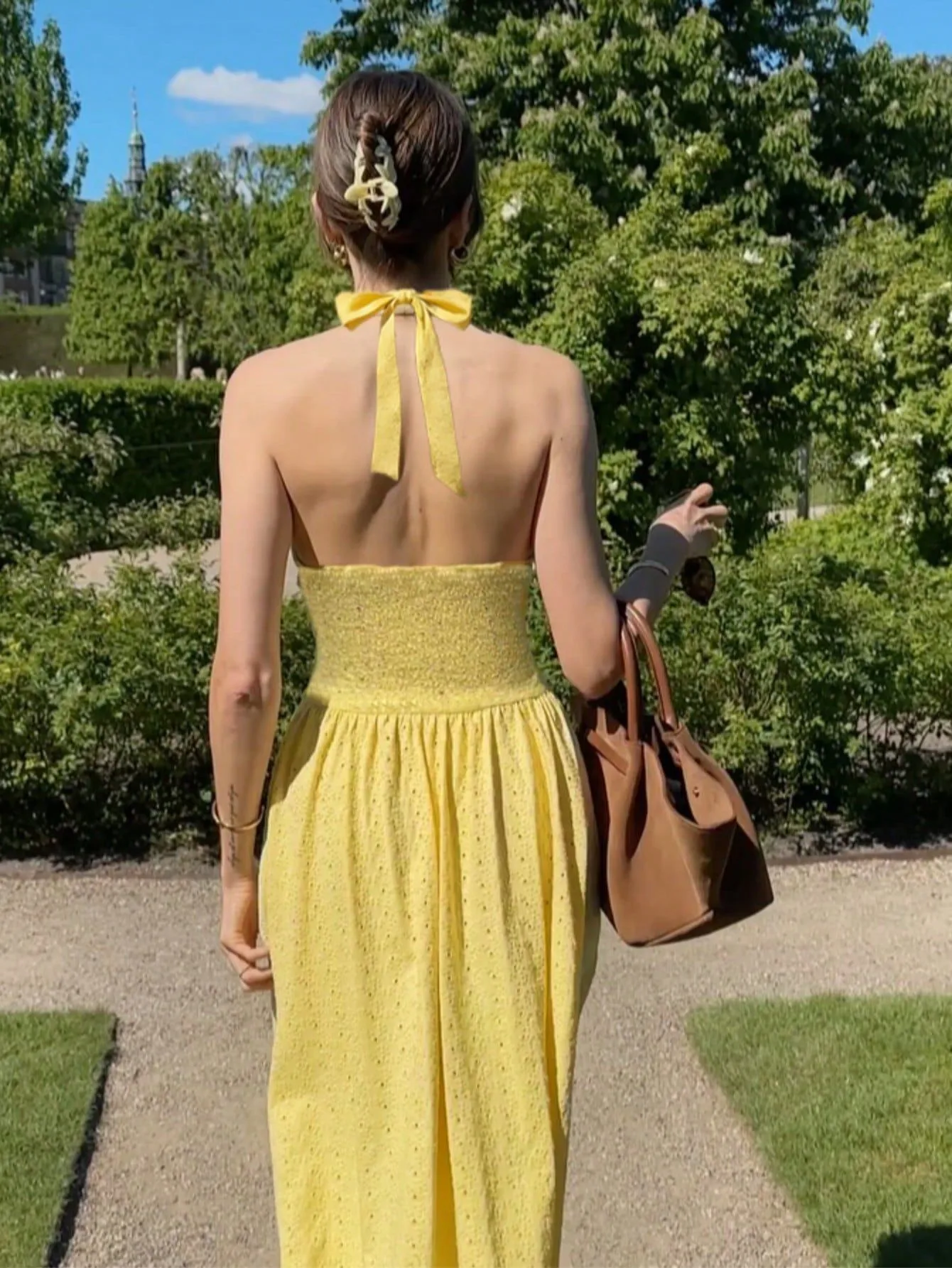 Solid Color Sleeveless Halter Neck Strap Dress in Polyester, Maxi Long Dress for Banquet