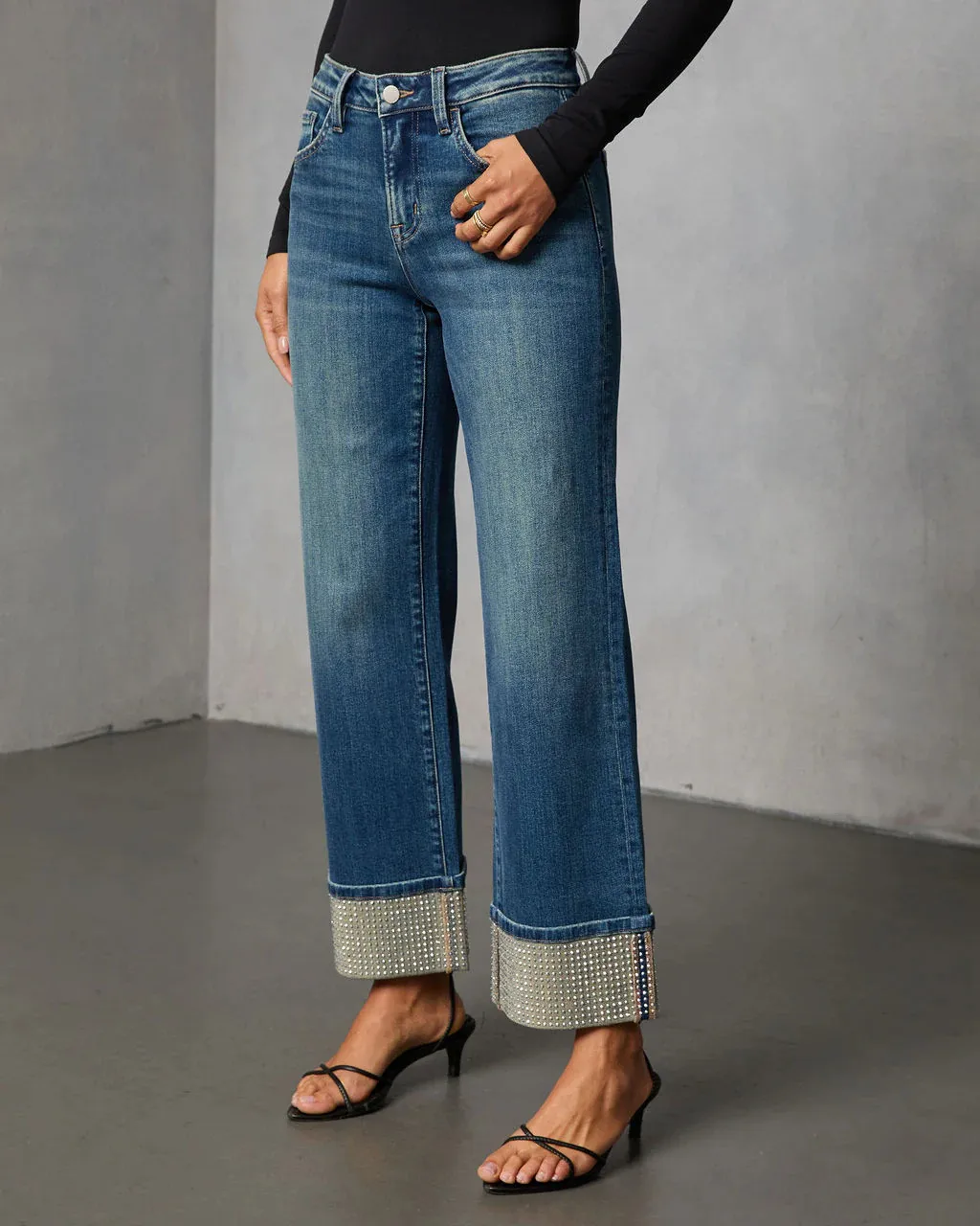 Solid Color Full Length Casual Jeans for Women in Denim Cotton Fabric with Washed Craftsmanship
