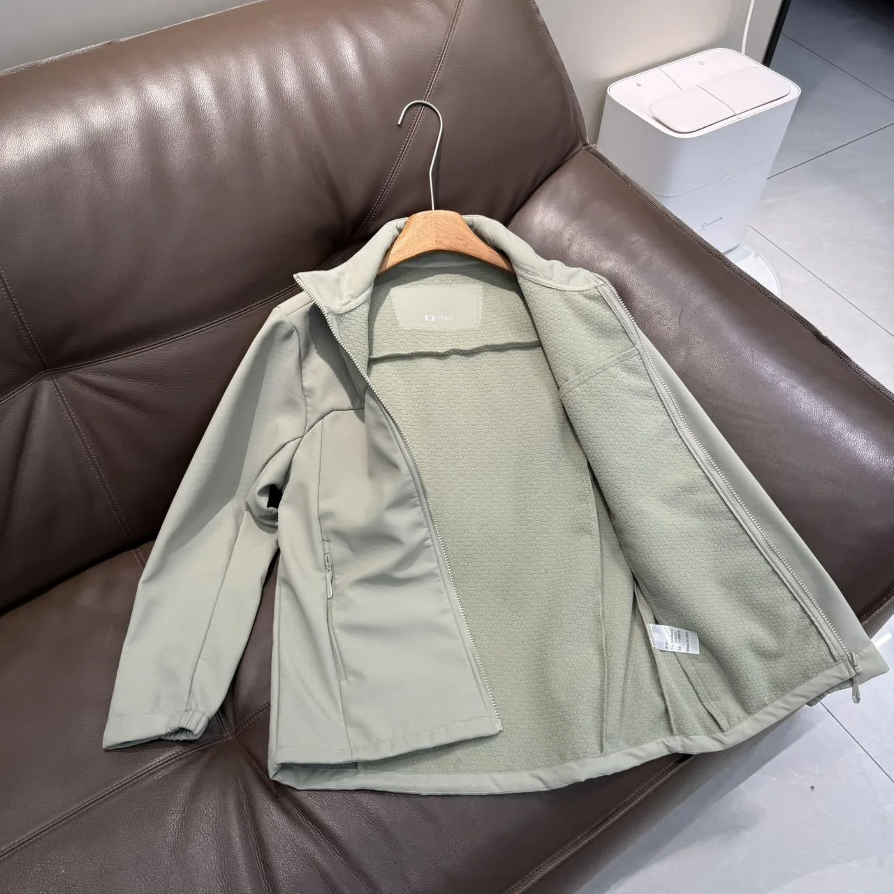 Men's Vintage Style Outdoor Jacket in Solid Beige Color, Made with Polyester Fabric Featuring Printing Craft