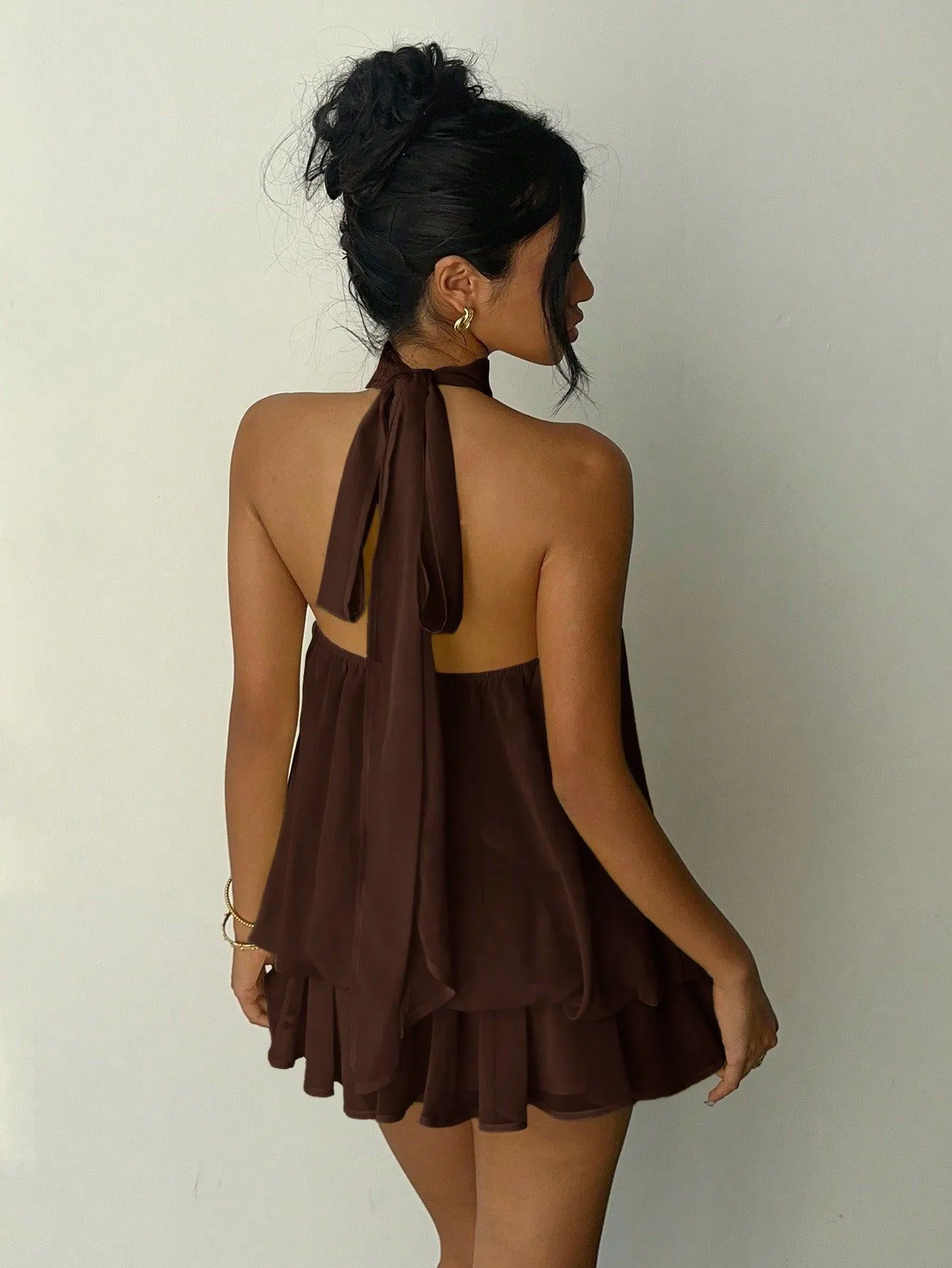 Solid Color Sleeveless Halter Neck Tea Dress in Polyester Fabric, Above Knee Length, Vacation Style