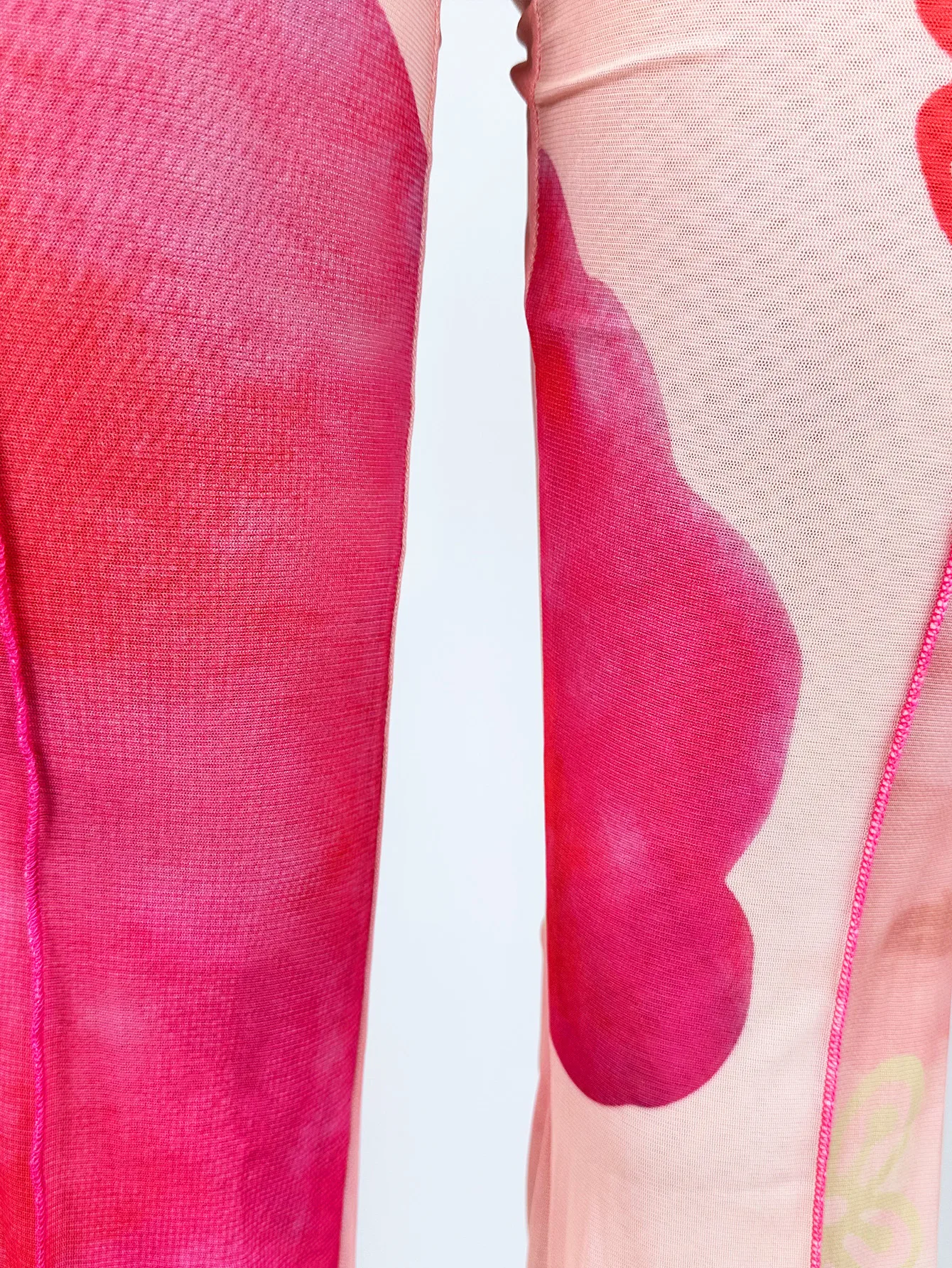 Sexy Pant Co-ord Set in Polyester Featuring Hollow Out Printing with Short Regular Sleeves, 2 Pieces Set