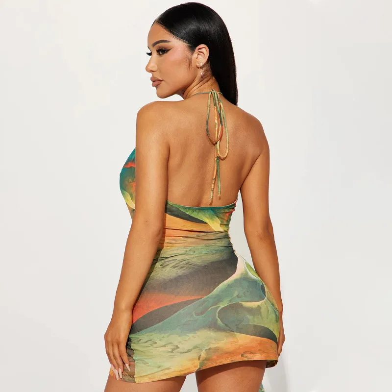 Sexy Color Block Sheath Dress with Halter Neck and Sleeveless Design, Made of Elastane, Perfect for Holiday