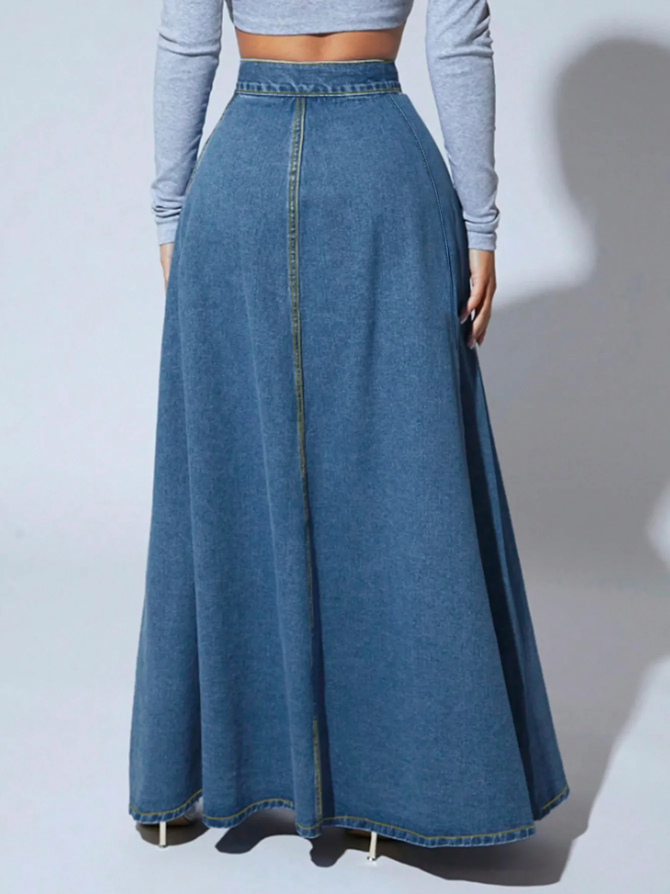 Vintage Style Solid Color Denim Cotton A-Line Skirt with Front Button in Regular Fit for Spring