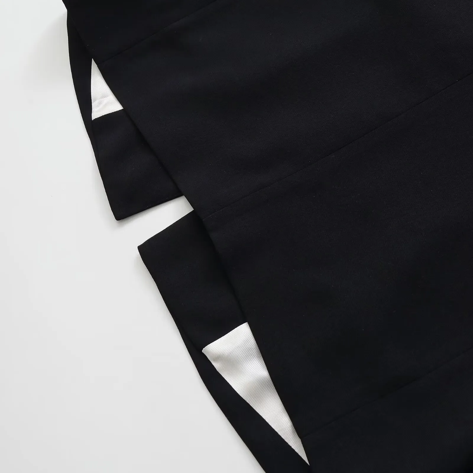Business Long Sleeve Polyester Blazer with Button Detail
