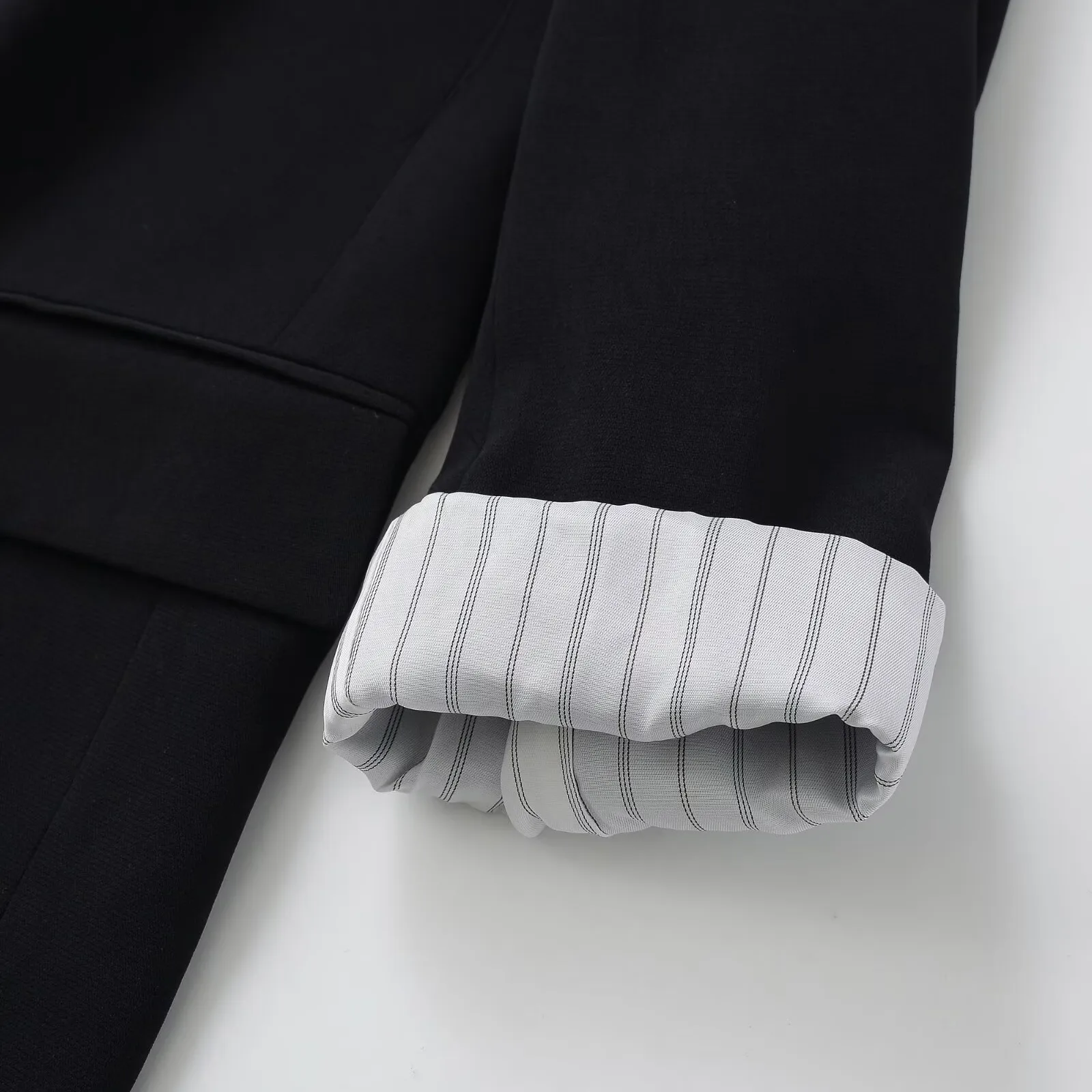 Business Long Sleeve Polyester Blazer with Button Detail