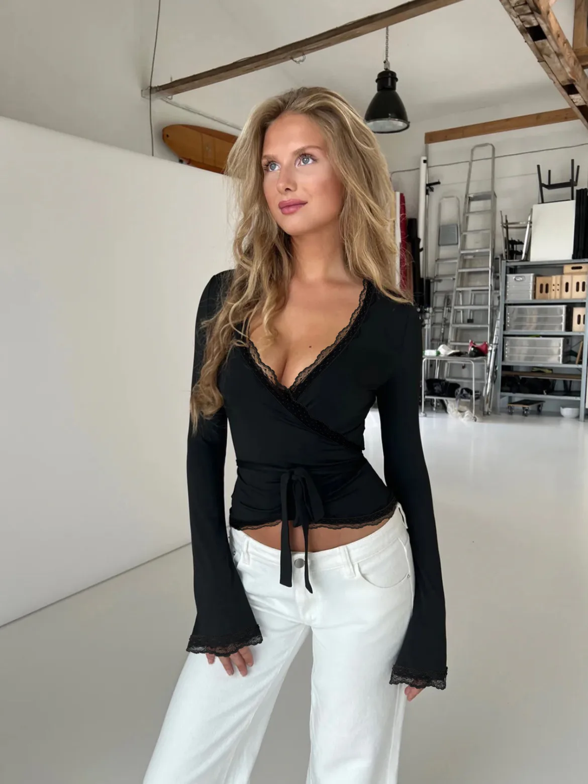 Sexy Slim Fit Long Sleeve V Neck Solid Color T-Shirt with Lace Detail for Women