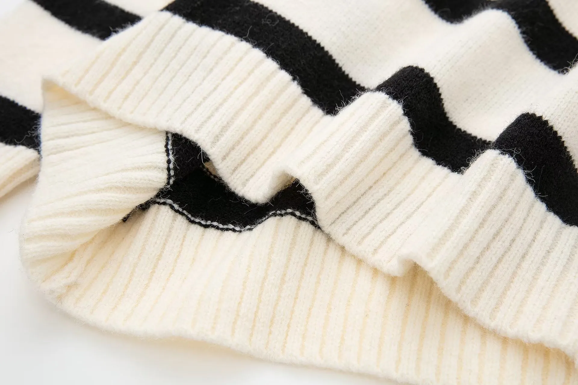 Striped Plaid Long Sleeve Acrylic Pullover Sweater with Zipper