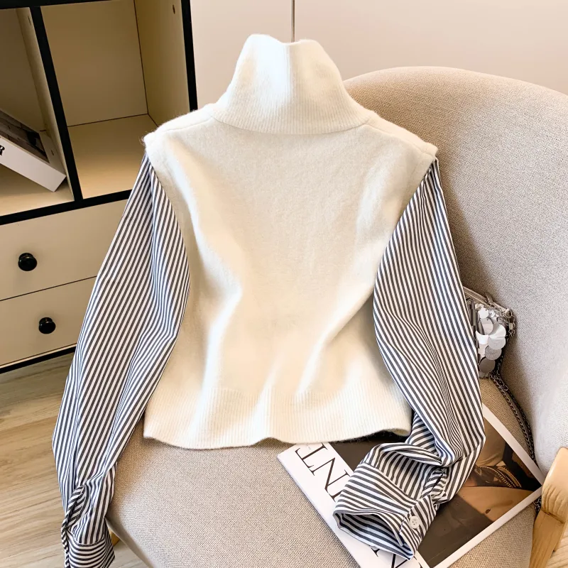 Elegant Sweater in Viscose Fiber Featuring Buckle Detail