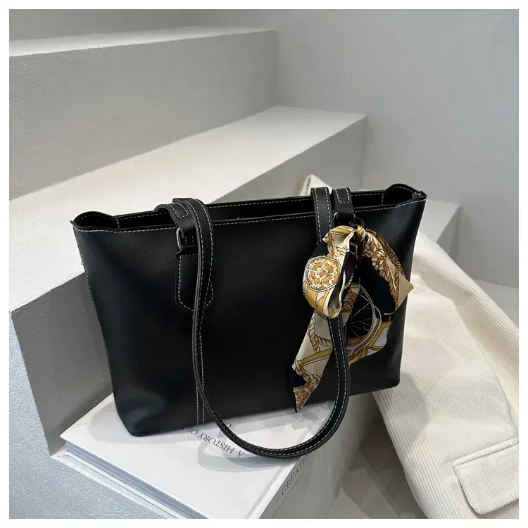 Medium Square Urban Minimalist PU Shoulder Bag with Zipper and Double Straps